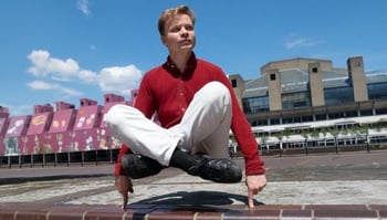 Geordie Greep announces "improvisatory" tour in Europe