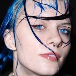 Devon Again Debuts New Song 'Deep'