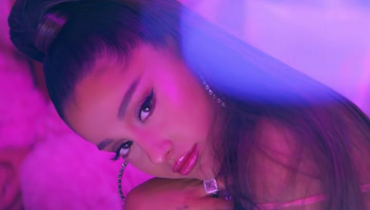 Ariana Grandes 7 Rings Rules Billboard Hot 100 For 8th