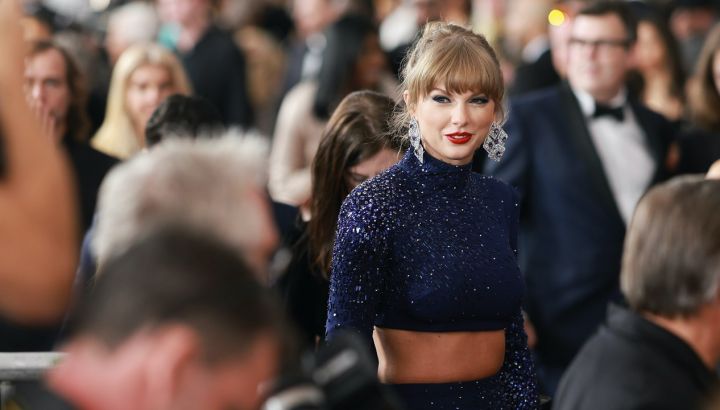 Taylor Swift Shares 4 Previously Unreleased Songs
